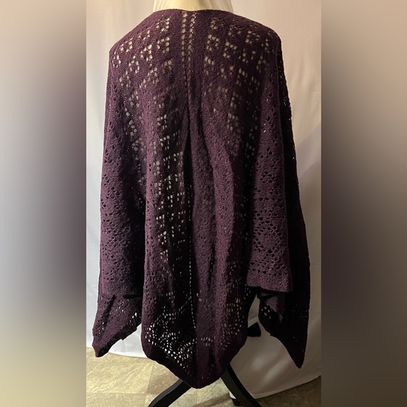 Shetland wool purple wrap. - Picture 2 of 12